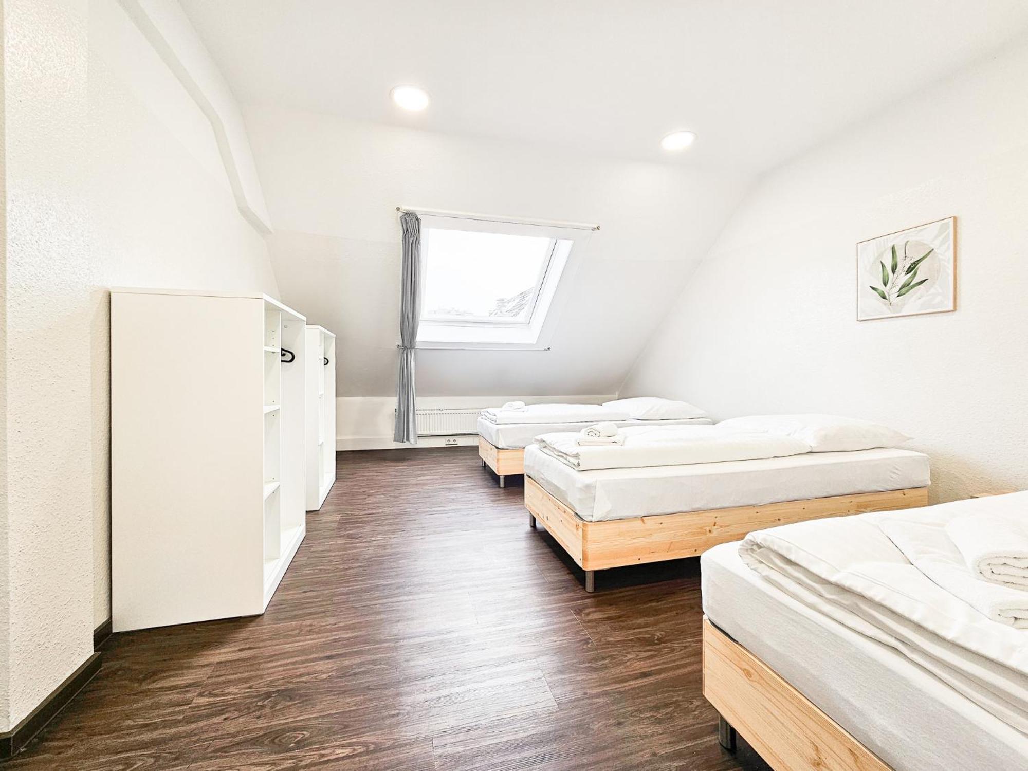 Raj Living - City Center Apartments With 5 Rooms - 10 Min Messe Dus Düsseldorf Dış mekan fotoğraf