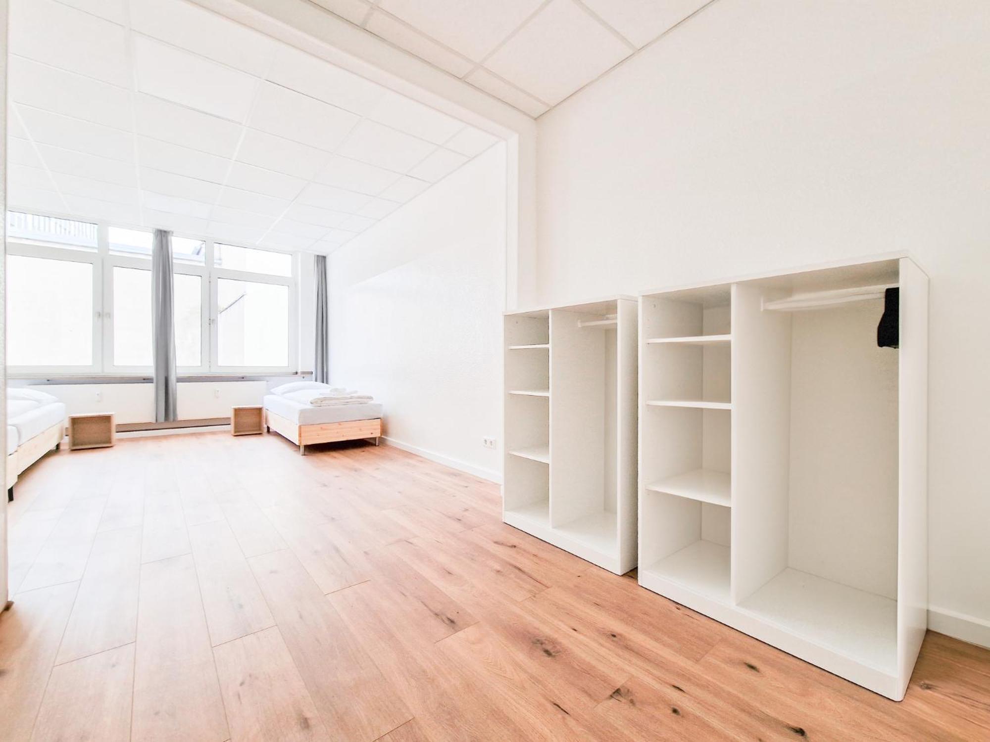 Raj Living - City Center Apartments With 5 Rooms - 10 Min Messe Dus Düsseldorf Dış mekan fotoğraf